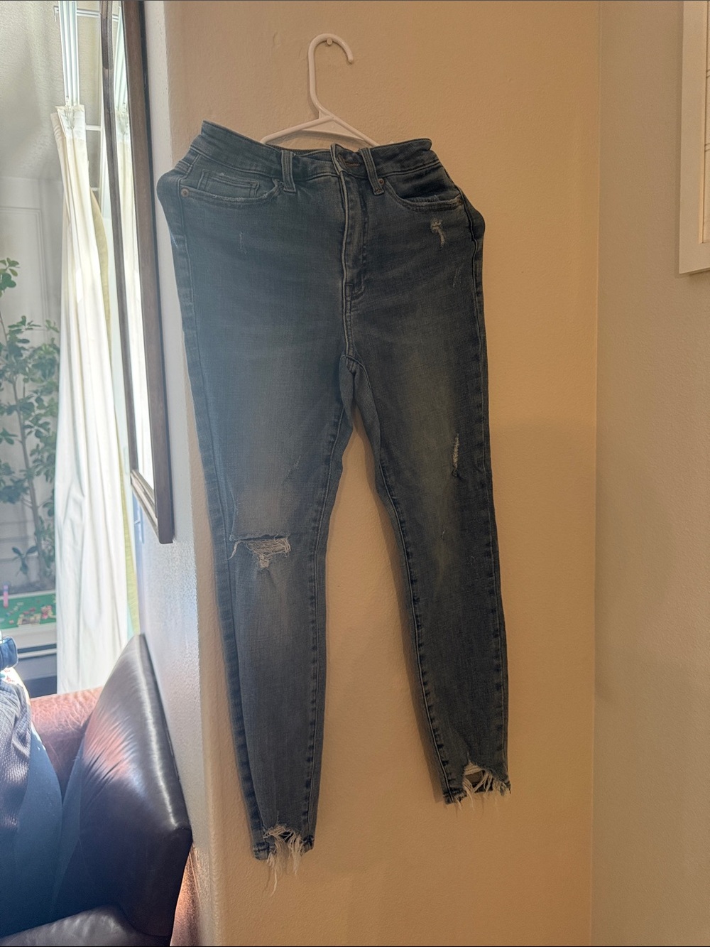 Women's Distressed High-Rise Gray Skinny Jeans Cosmic Blue Love